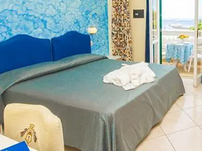 L'approdo 4*