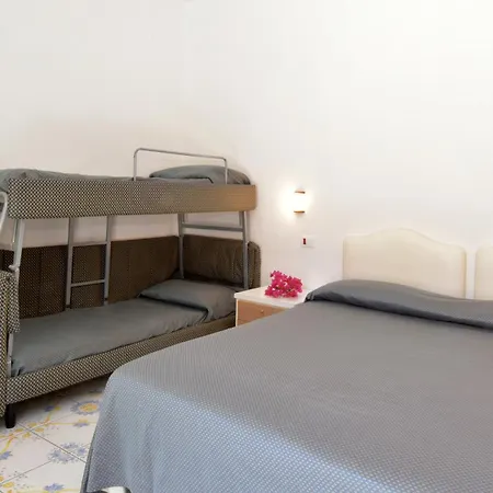 L'approdo Hotel 4*