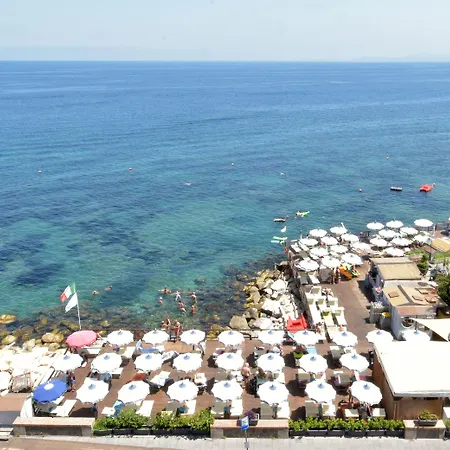 L'approdo Hotel 4*
