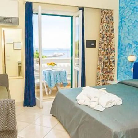 L'approdo 4*