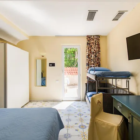 Otel L'approdo 4*