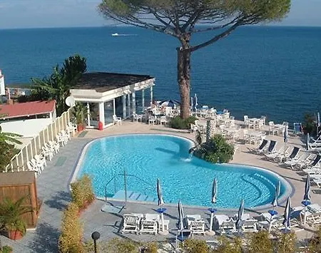L'approdo 4*