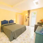 L'approdo 4*
