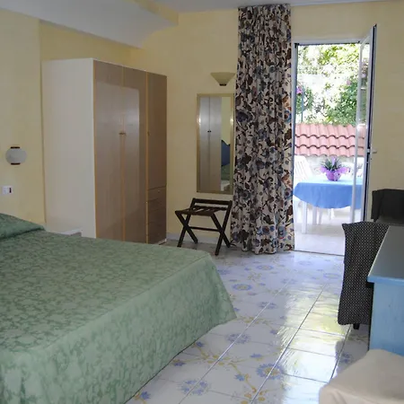 Hotel L'approdo 4*